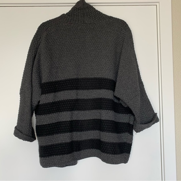 Oversized Knit Open Front Cardigan - Picture 2 of 4